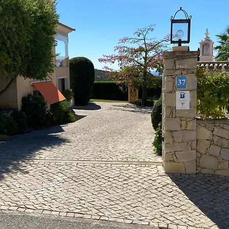 Casa Mocho Branco Bed & Breakfast