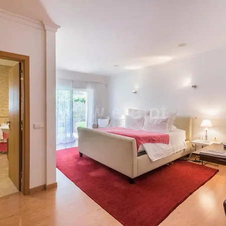 Casa Mocho Branco Bed & Breakfast Loulé